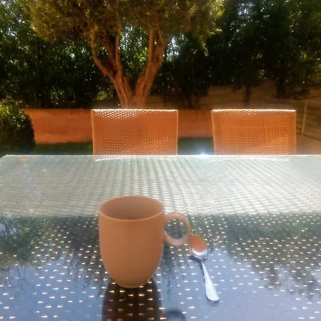 Δωμάτια σε οικογενειακή κατοικία La Calypso